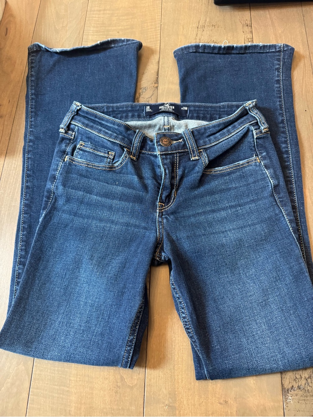 Hollister Size 2 26 R Low Rise Boot Cut Jeans
